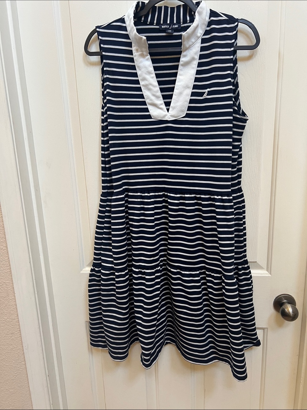 Nautica Jeans Size L Women’s Navy & White Striped Sleeveless V-Neck Dress